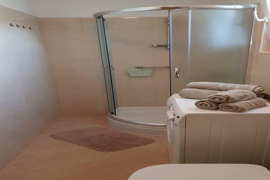 Apartment Norina Грожнян Экстерьер фото
